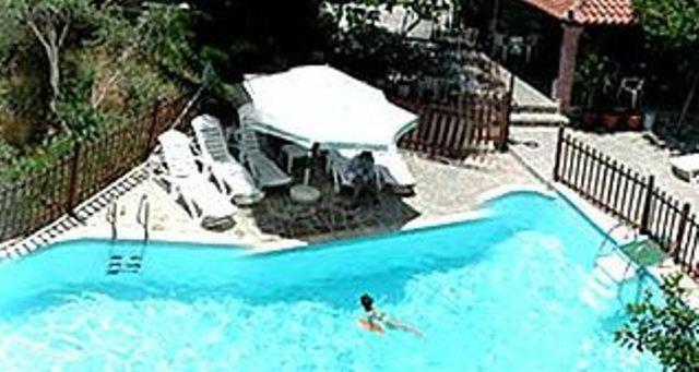 Voula Apartments Agia Marina  エクステリア 写真