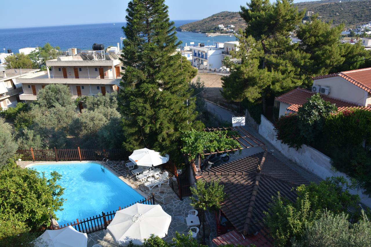 Voula Apartments Agia Marina  エクステリア 写真