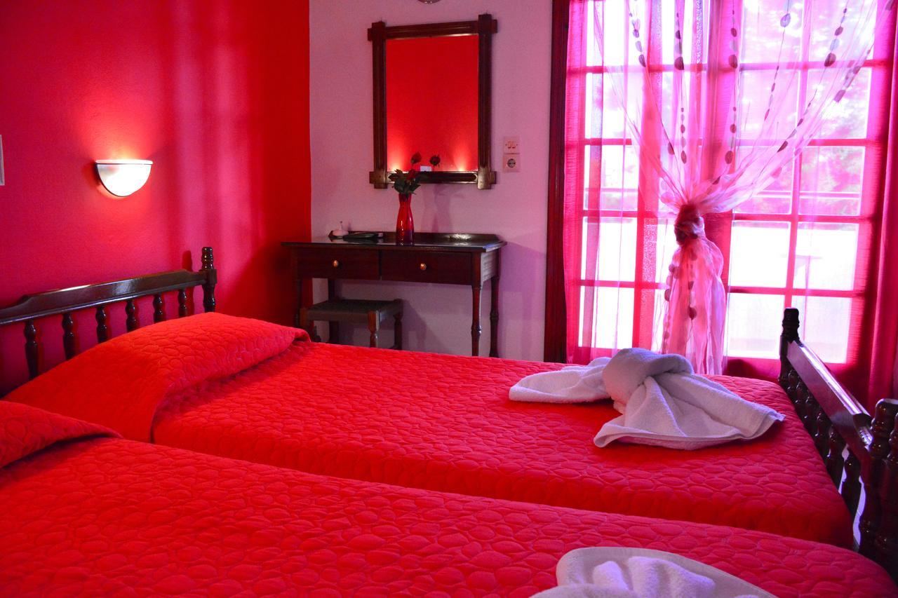 Voula Apartments Agia Marina  エクステリア 写真